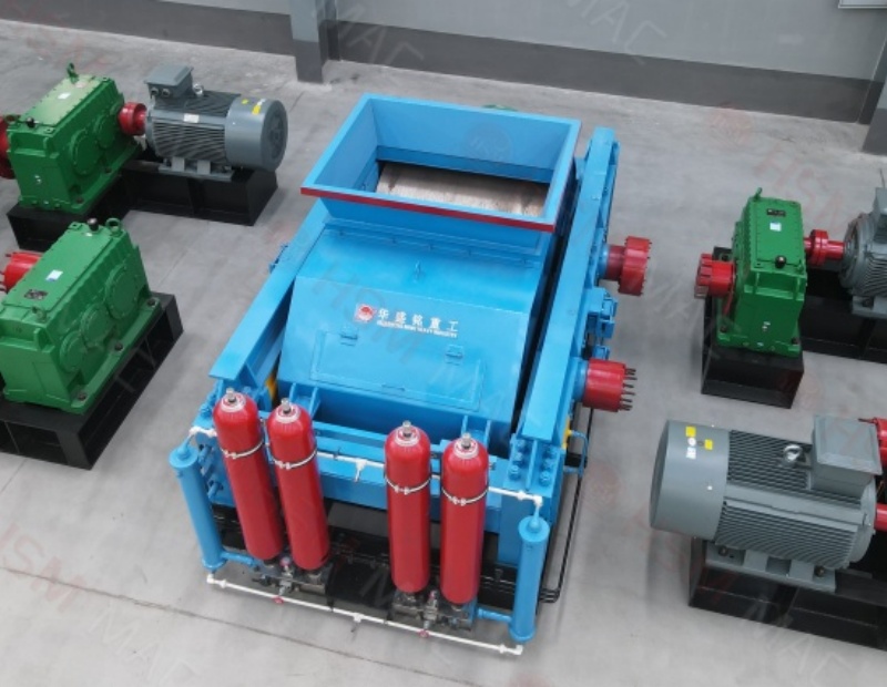不堵機、不糊底、錘頭更耐用｜華盛銘對輥破碎機，把爐渣變利潤